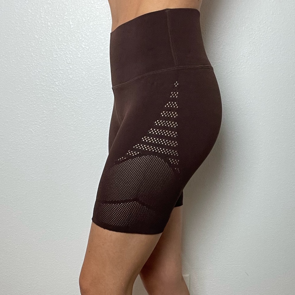 Fabletics XS Mocha Brown Biker Shorts
